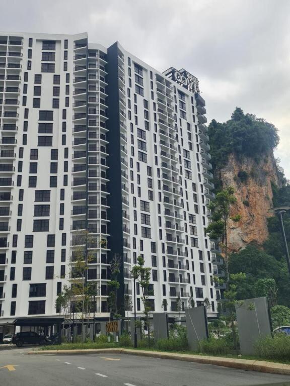 Pangsapuri Nightview At The Cove Hillside Residential 9pax Ipoh
